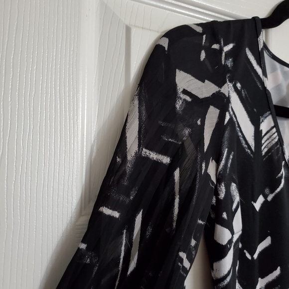 Baileyblue Black and white mini chevron print dress Small casual - Picture 7 of 7